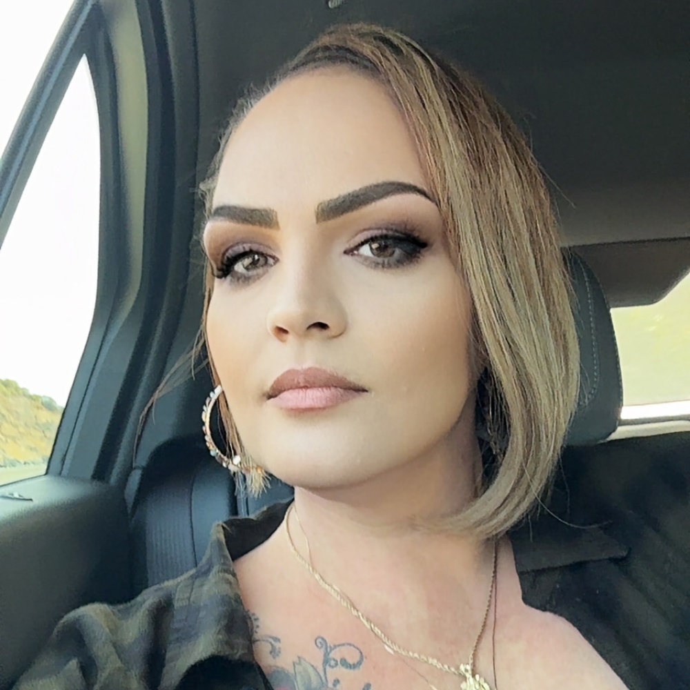 Meet your Posher, Samantha